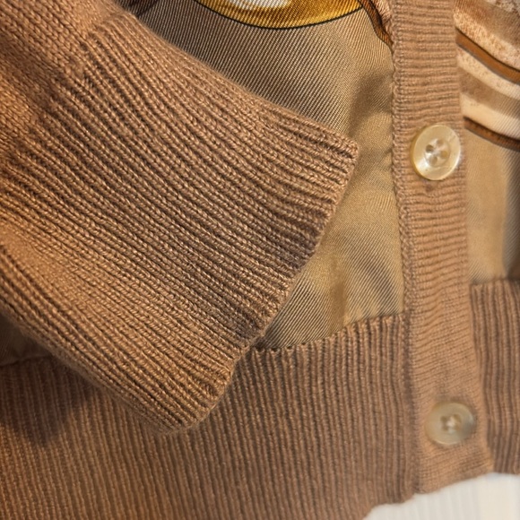 🐴Ralph Lauren Tan and Gold Cardigan🐴 - Picture 4 of 9